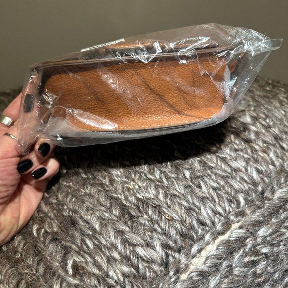 Rachel Zoe Crossbody/beltbag - Picture 3 of 6